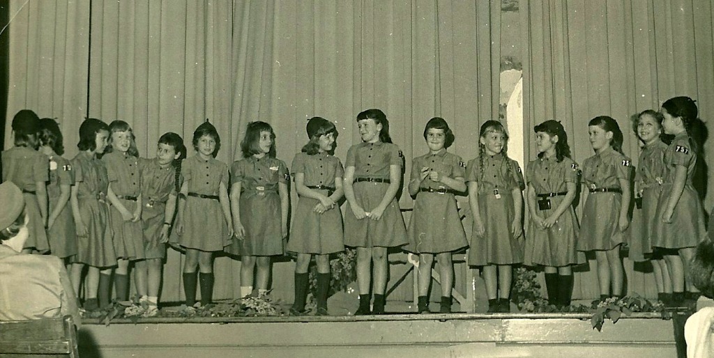 Aldan Brownie Troop 5-7-1958